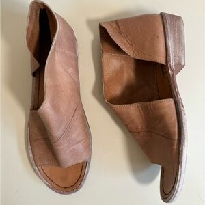 FREE PEOPLE Mont Blanc Asymmetrical Leather Sandal Flat  Women’s Sz 36.5/6